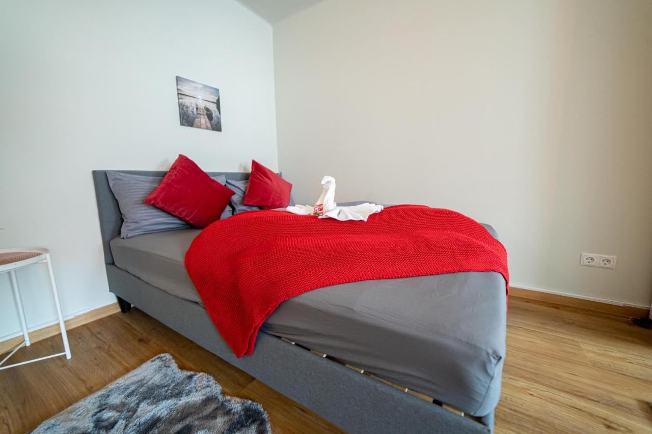Апартаменты Fullhouse - Zwickau - L8 - Balcony - Smarttv - Nespresso Экстерьер фото